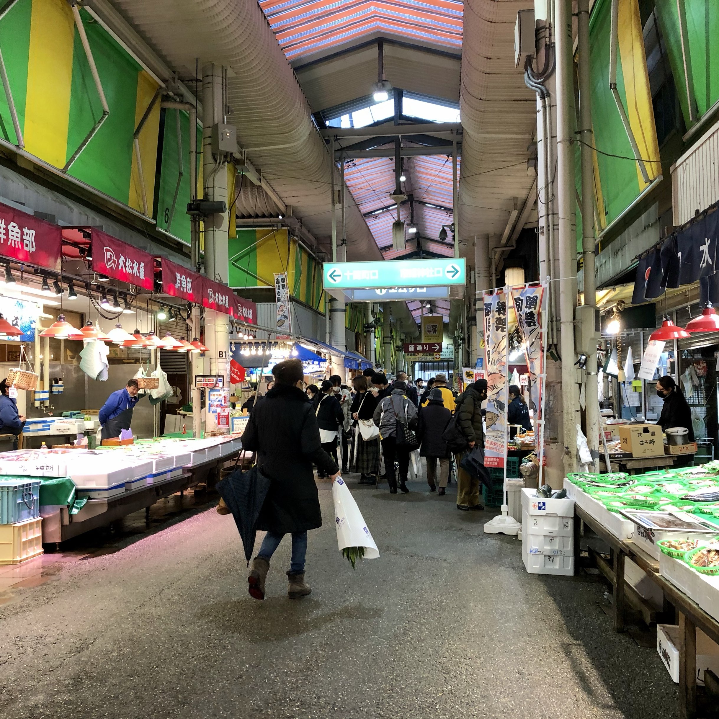 【石川金泽】市民喜爱的“近江町市场”