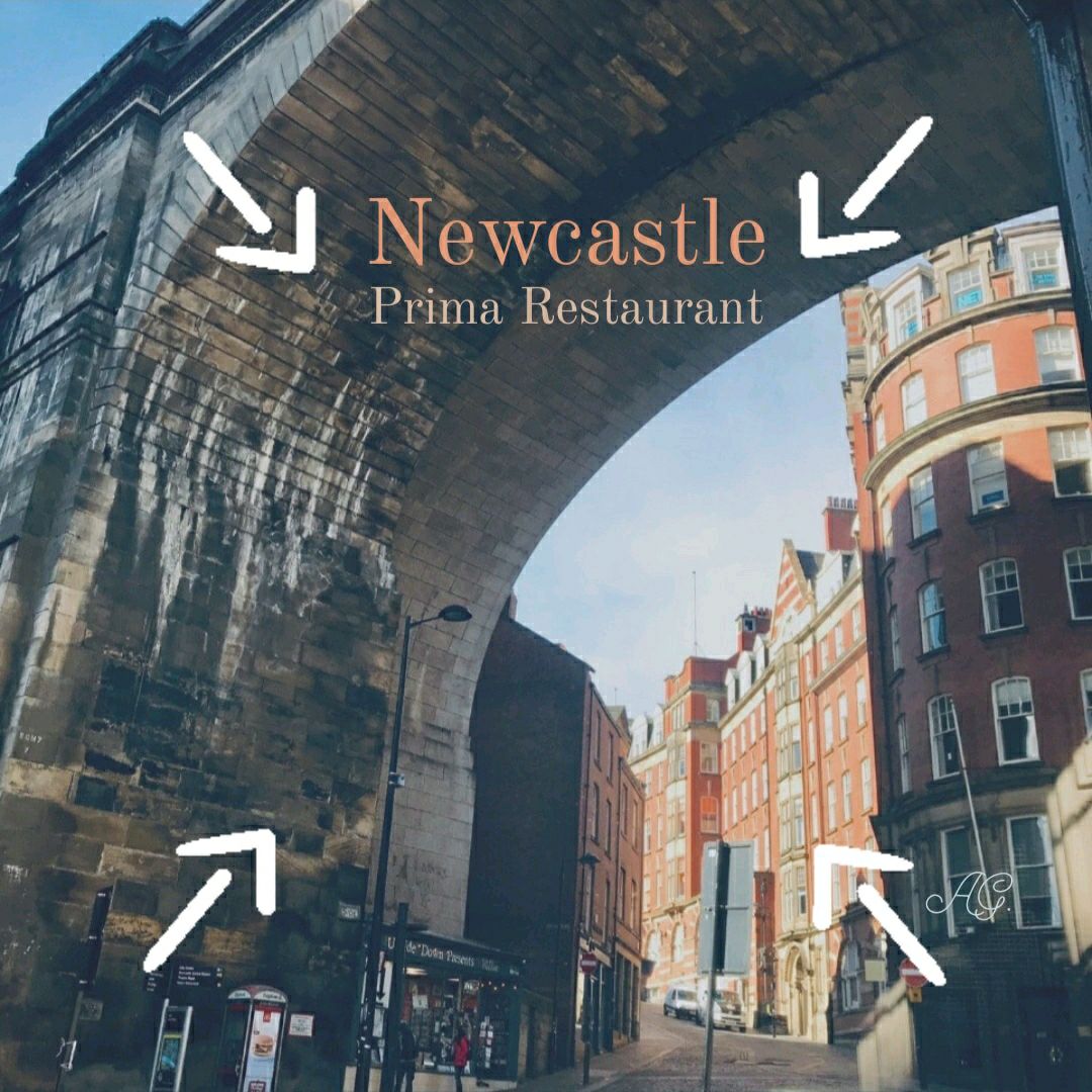 🇬🇧 Newcastle upon Tyne · 桥墩内部开饭