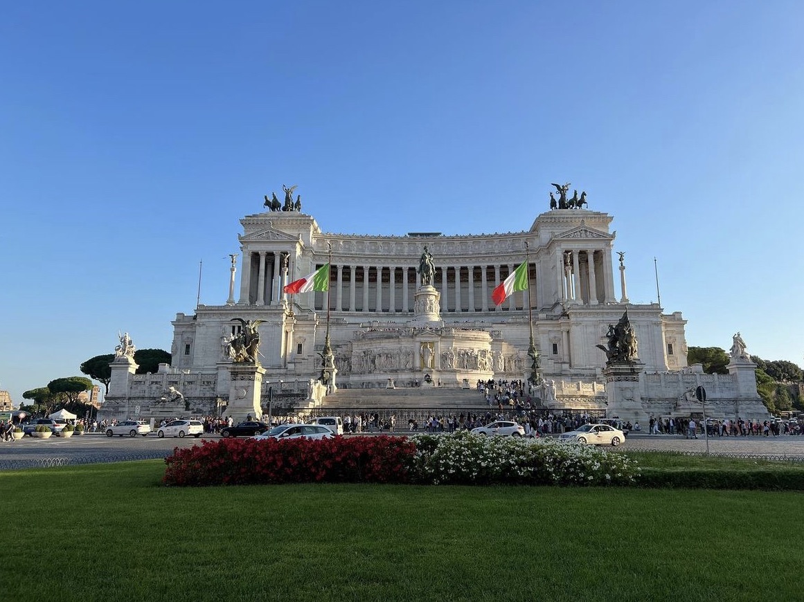 罗马旅游景点:维托里奥·埃马努埃莱二世纪念馆/坎皮多利奥广场