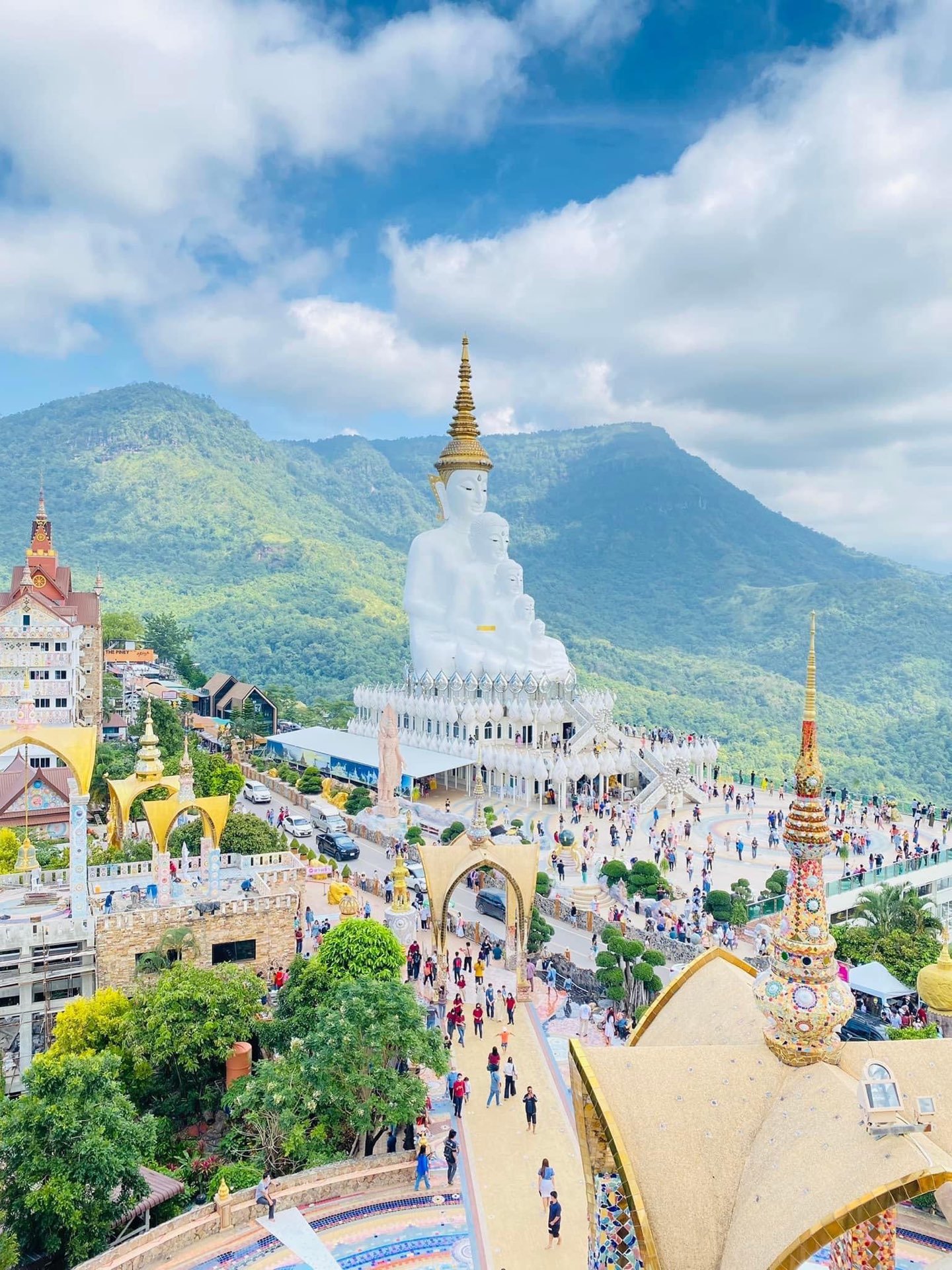 Wat Phra That Pha Son Kaew