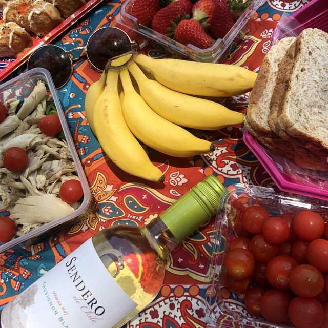 **Wholesome and Flavorful Picnic Delights: Crowd-Pleasing Recipes for Outdoor Gatherings**