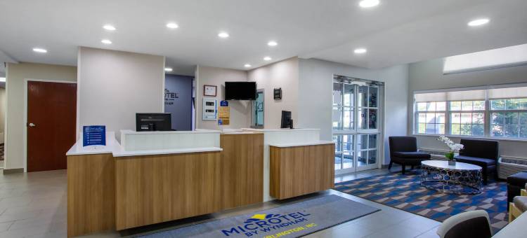 温德姆伯灵顿麦客达套房酒店(Microtel Inn & Suites by Wyndham Burlington)图片