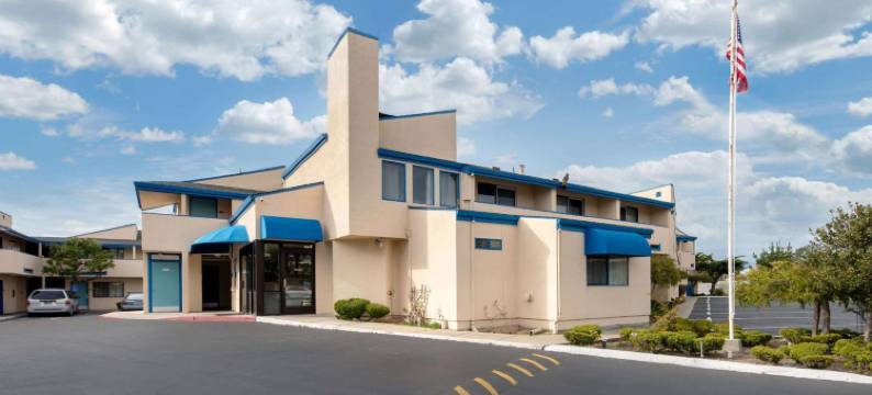 海湾微风旅馆(Bay Breeze Inn)图片