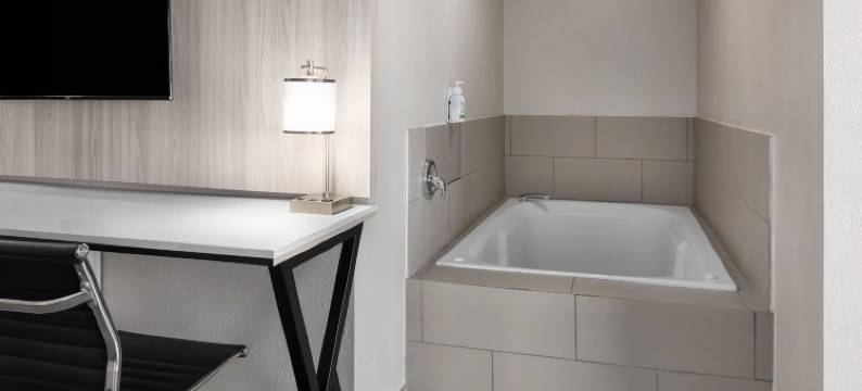 北奥勒姆拉昆塔温德姆套房酒店(La Quinta Inn & Suites by Wyndham North Orem)图片