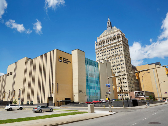 罗切斯特西 - 希腊Residence Inn 酒店