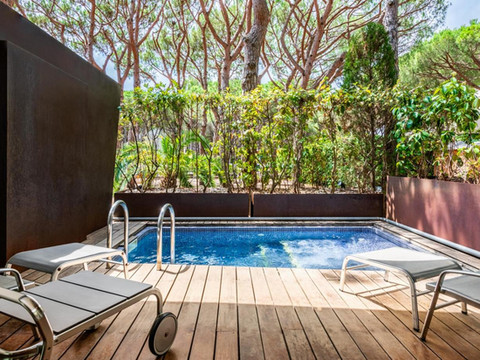 NM 套房酒店 - Escampa 旗下