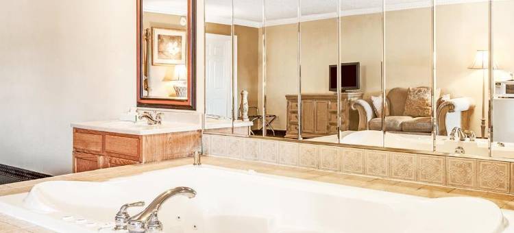 芒特劳雷尔骑士酒店(Knights Inn Mount Laurel)图片