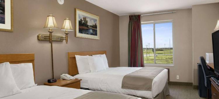 杰克逊维尔呗盟套房酒店(Baymont by Wyndham Jacksonville)图片