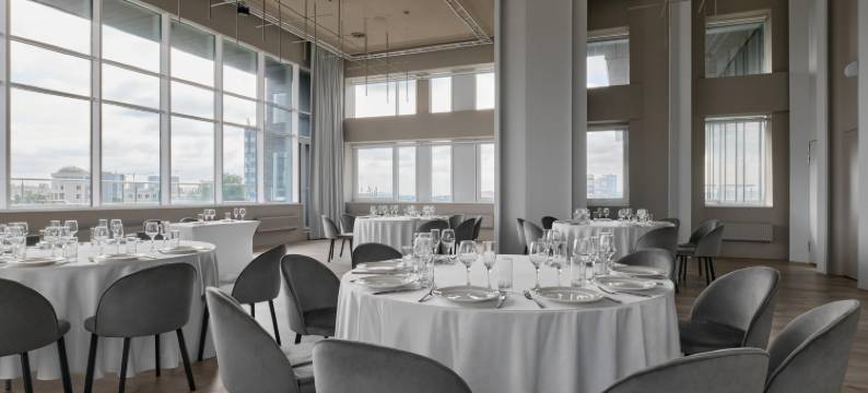 Slide Bleisure & Mice Hotel图片