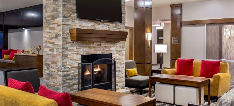 夏洛茨维尔机场Staybridge套房酒店(Staybridge Suites Charlottesville Airport)图片