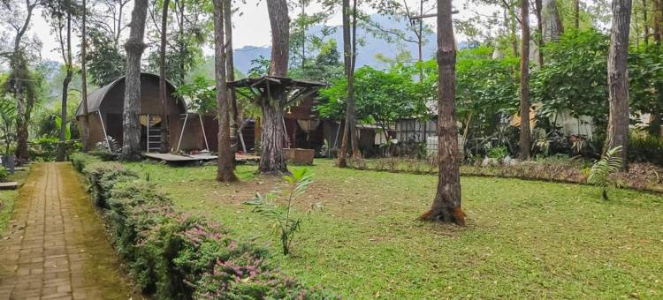 奇卡尔豪华露营@科班塔伦旅游区红门酒店合作(Chikar Glamping at Wisata Coban Talun Mitra RedDoorz)图片