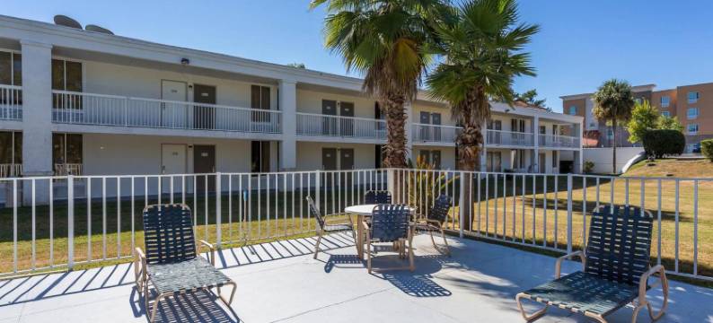 佛罗里达州盖恩斯维尔的Studio 6酒店(Studio 6 Gainesville, FL)图片