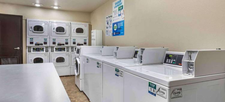 Studio 6 长住伯锡尔城，路易斯安那州 - 什里夫波特(Studio 6 Extended Stay Bossier City, la - Shreveport)图片