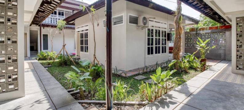 红多兹酒店-近日惹马里奥波罗图古车站2号(RedDoorz Near Malioboro Tugu Station Jogja 2)图片