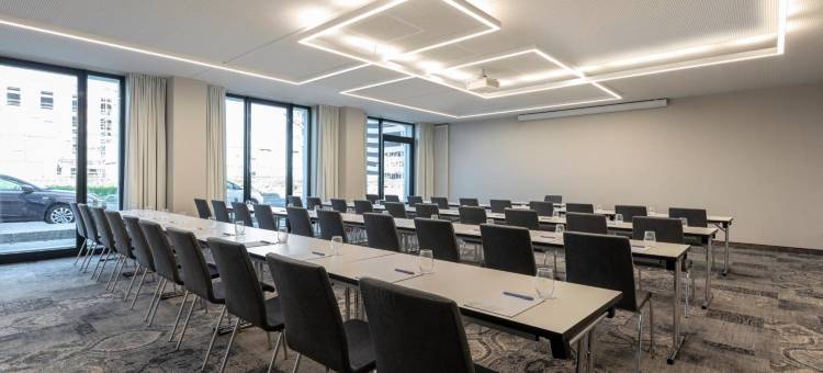 塞尔多夫机场诺富特酒店(Novotel Düsseldorf Airport)图片