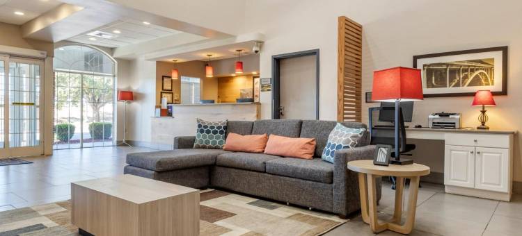 兰伯顿丽怡酒店(Country Inn & Suites by Radisson, Lumberton, NC)图片