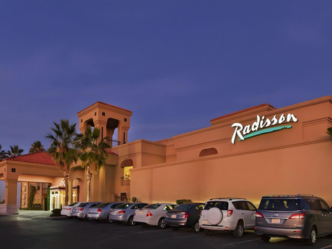 埃尔帕索机场雷迪森酒店