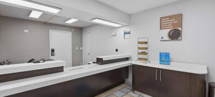 诺尔玛- 布卢明顿地区6号汽车旅馆(Motel 6 Normal, IL - Bloomington Area)图片