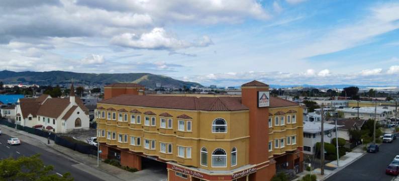 盖特威旅馆和套房(Gateway Inn and Suites San Francisco SFO Airport)图片