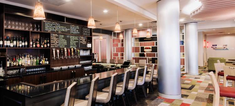 夏洛特住宅区万枫套房酒店(Fairfield Inn & Suites Charlotte Uptown)图片