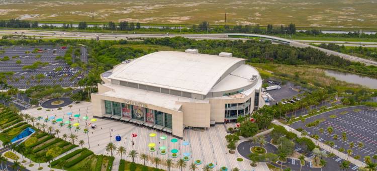 劳德代尔堡市中心万豪万怡酒店(Courtyard Fort Lauderdale Downtown)图片
