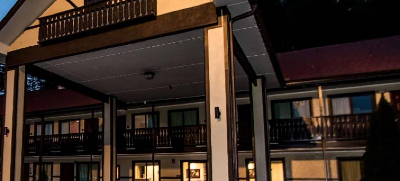 海伦红顶酒店(Super 8 by Wyndham Helen)图片