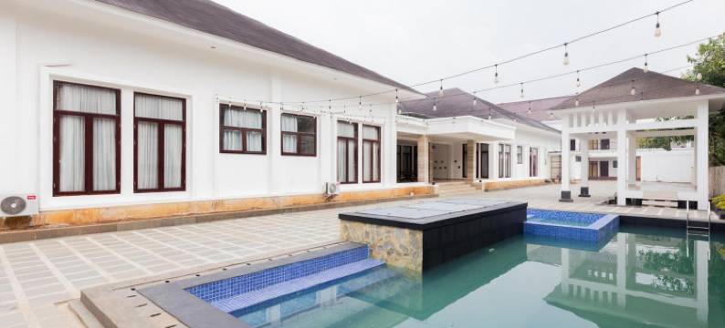 瑞德多兹精品酒店@甘达里亚雅加卡萨(RedDoorz Premium Near Stasiun Lenteng Agung)图片