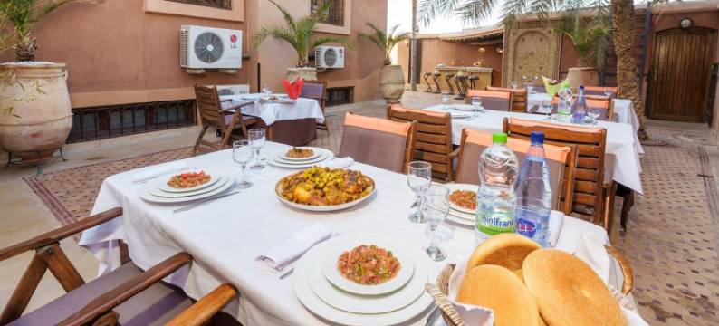 马拉喀什中心乌斯怀亚别墅庭院(Riad Ushuaia la Villa - Centre Marrakech)图片