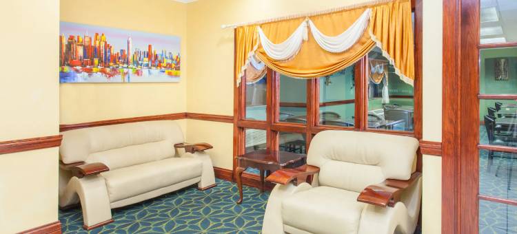 巴撒尔特华美达酒店(Ramada Limited Decatur)图片