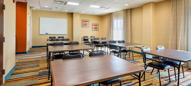 阿宾登岛万枫套房酒店(Fairfield Inn & Suites Abingdon)图片