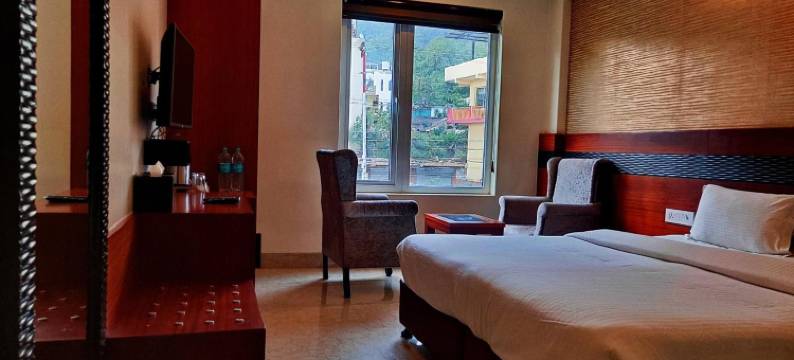 圣河酒店(Holy River Hotel)图片