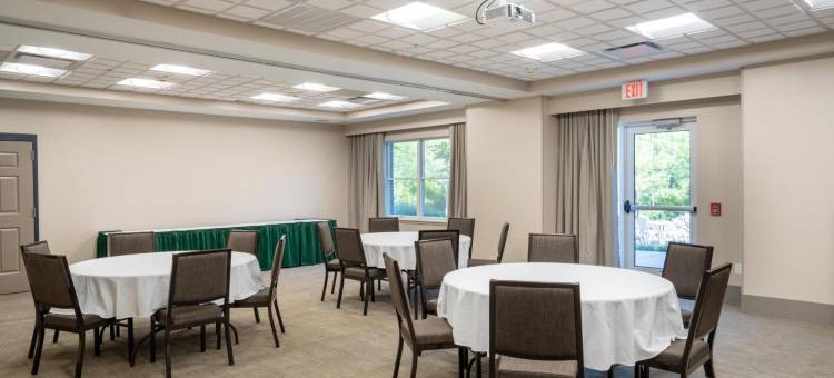 州立学院宾夕法尼亚州立大学区丽怡酒店(Country Inn & Suites by Radisson, State College (Penn State Area), PA)图片