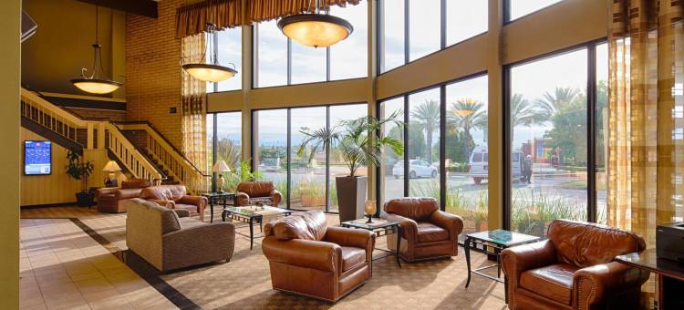 雷丁红狮酒店(Red Lion Hotel Redding)图片