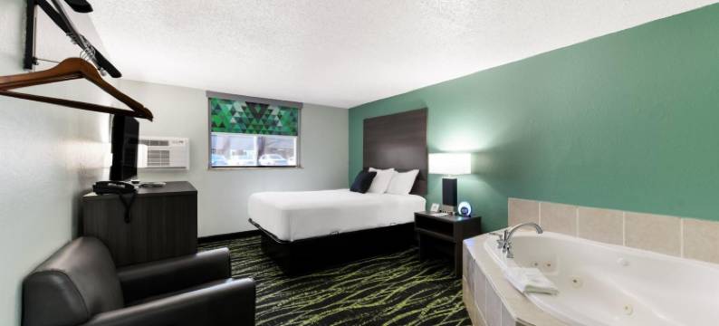 Baymont by Wyndham Liberty MO(Baymont by Wyndham Liberty MO)图片