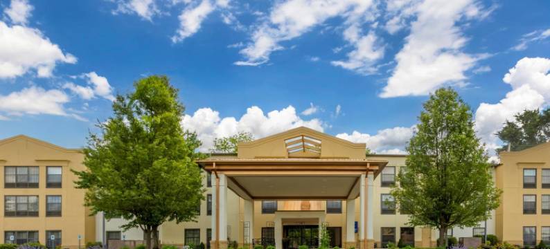 舒适套房酒店-近宾夕法尼亚州立大学(Comfort Suites Near Penn State - State College, PA)图片