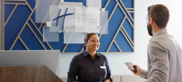 洲际酒店集团旗下的蒙特雷森德罗智选假日酒店及套房(Holiday Inn Express & Suites MONTERREY SENDERO by IHG)图片