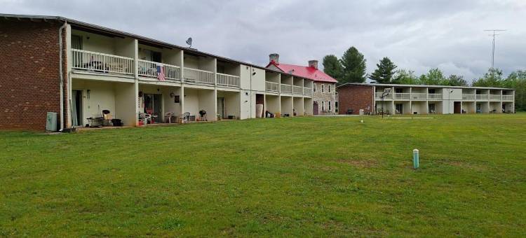 Hometown Inn Staunton VA Near Hwy 11图片