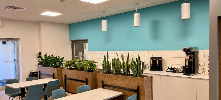 温尼伯西温德姆豪生酒店(Howard Johnson by Wyndham Winnipeg West)图片