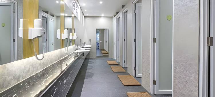 布罗莫格兰德威兹酒店(Grand Whiz Hotel Bromo)图片