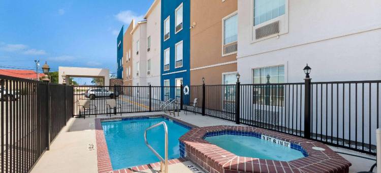 纽布朗费尔斯AmericInn酒店(AmericInn by Wyndham New Braunfels)图片
