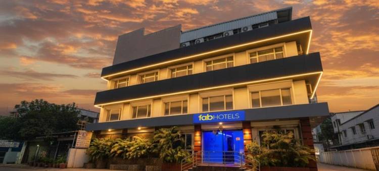 Fabhotel Keerthi的Anupama(FabHotel Keerthi's Anupama - Nr Indira Gandhi Stadium)图片