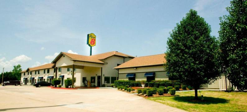 范布伦-史密斯堡地区温德姆速8酒店(Super 8 by Wyndham Van Buren/Ft. Smith Area)图片