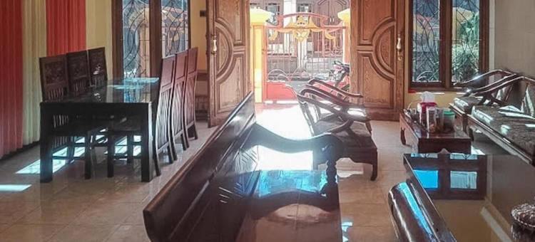 布罗莫英达乐斯塔里民宿-美特拉-RedDoorz(Bromo Indah Lestari Homestay Mitra RedDoorz)图片