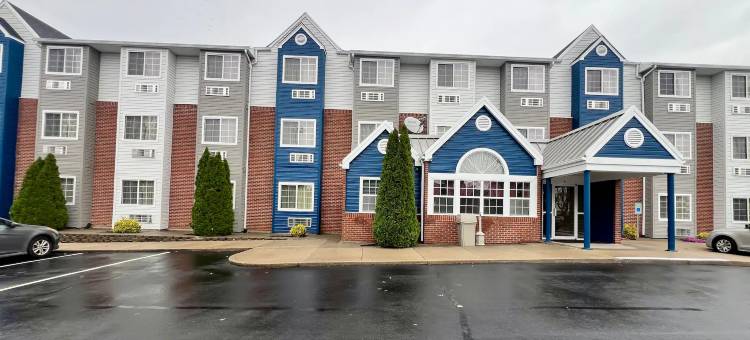 乔治敦麦客达套房酒店(Microtel Inn & Suites by Wyndham Georgetown)图片