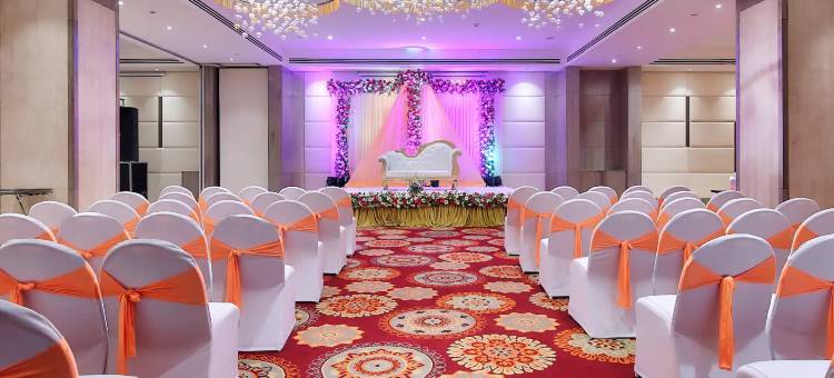 古尔冈中心温德姆华美达酒店(Ramada by Wyndham Gurgaon Central)图片