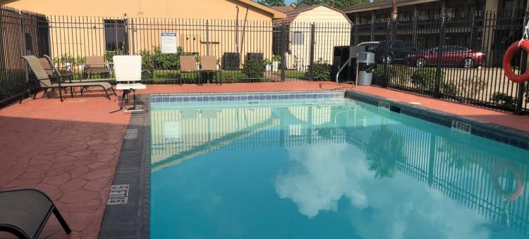 查尔斯湖温德姆戴斯酒店(Days Inn by Wyndham Lake Charles)图片