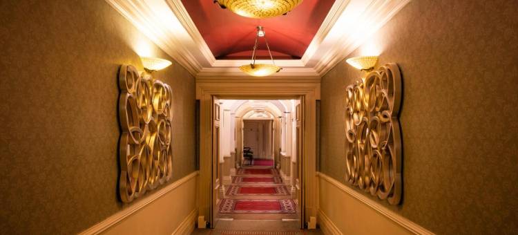 麦克鲁姆城堡酒店(Castle Hotel Macroom)图片