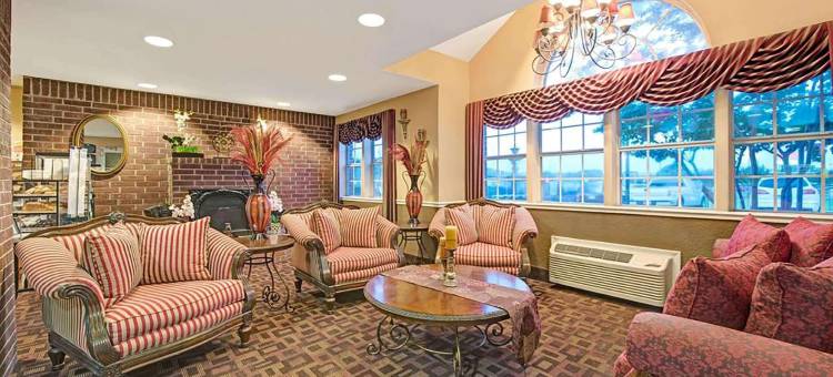 温德姆速8圣安东尼奥市中心酒店(Super 8 by Wyndham San Antonio Downtown NE)图片