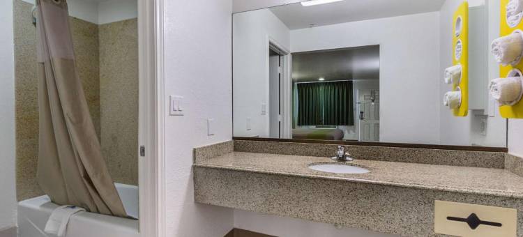 得克萨斯北部圣马科斯6号汽车旅馆(Motel 6 San Marcos, TX - North)图片