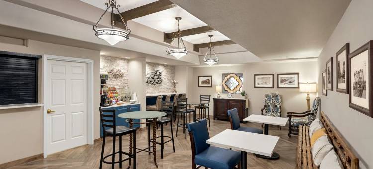 特立尼达拉昆塔温德姆套房酒店(La Quinta Inn & Suites by Wyndham Trinidad)图片